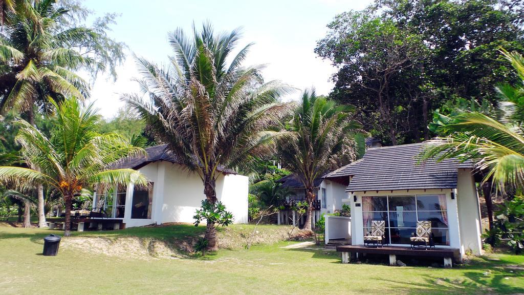 Sari Pacifica Resort & Spa, Sibu Island, Johor Pulau Sibu Exterior photo